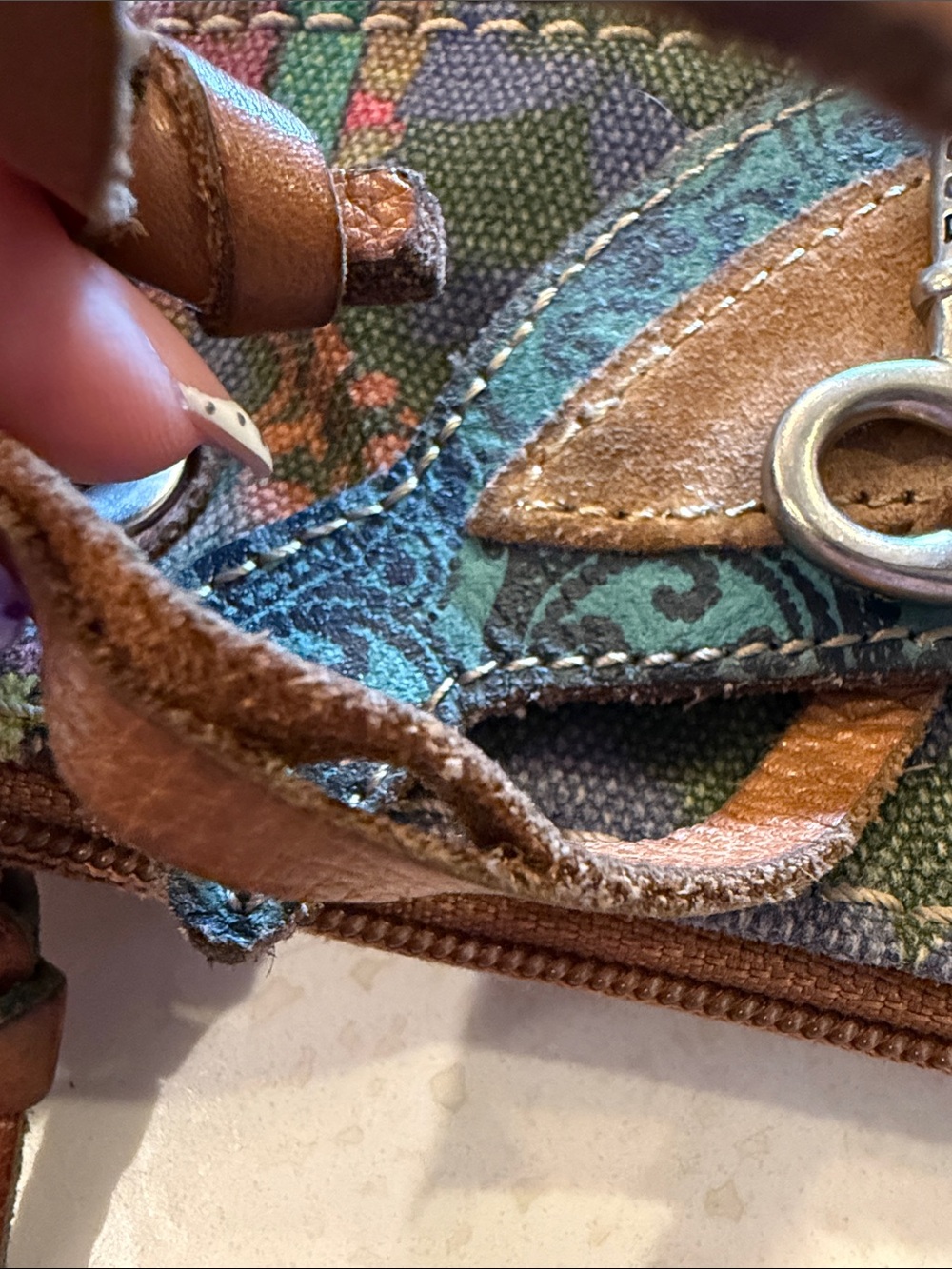 Fossil patchwork Boho Multi-Color Crossbody Shoulder Bag - Picture 8 of 11